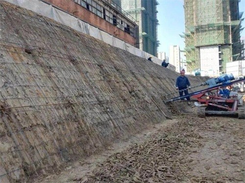管城回族建筑边坡支护
